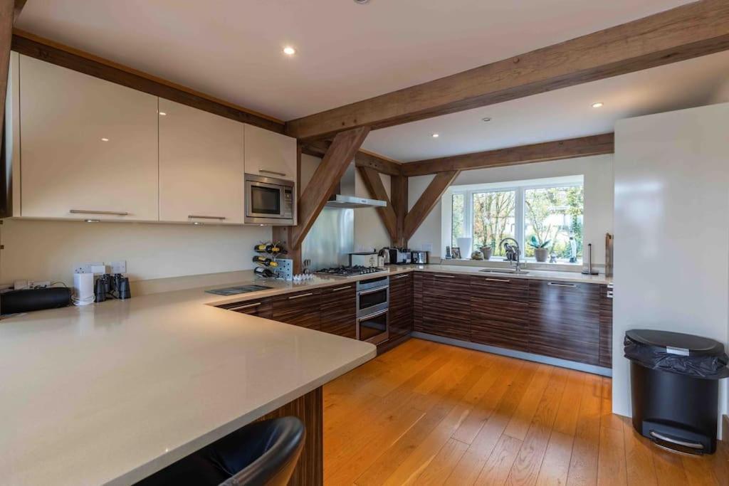 Villa Otters Holt Somerford Keynes Esterno foto